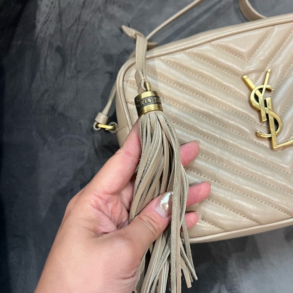 Yves Saint Laurent Lou Lou Camera Bag - Picture 5 of 16